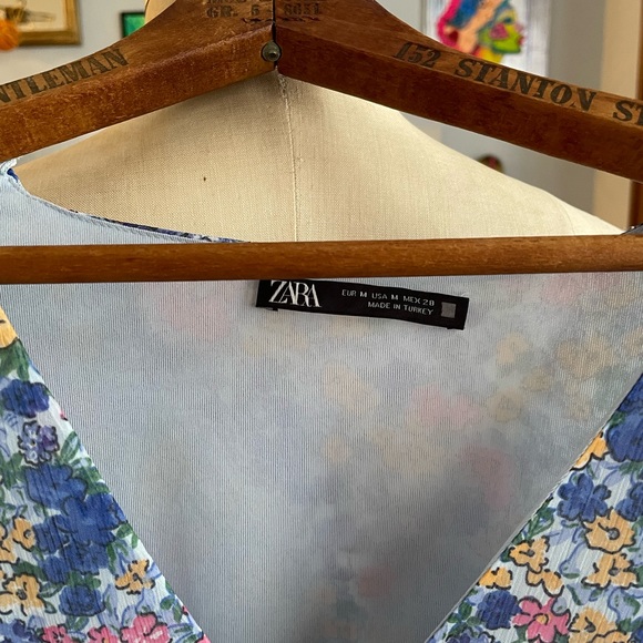 Zara floral mini dress. M - Picture 4 of 4